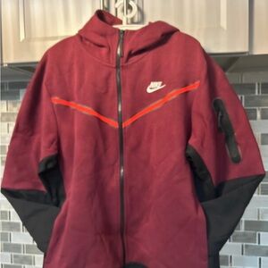 Men's Nike Sportswear Tech
Fleece Full-Zip Hoodie